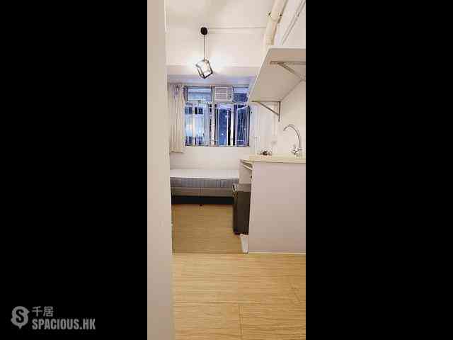 Causeway Bay - 26-28, Russell Street 01
