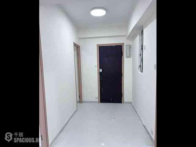 Shek Tong Tsui - Sang Cheong Building 02