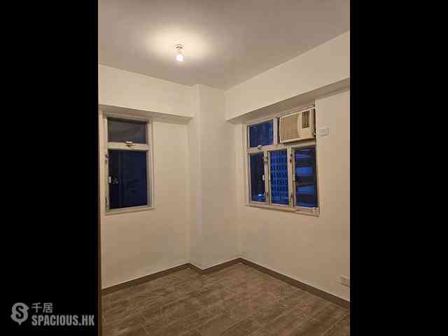 Wan Chai - Ko Wah Building(Go Wah Mansion) 03