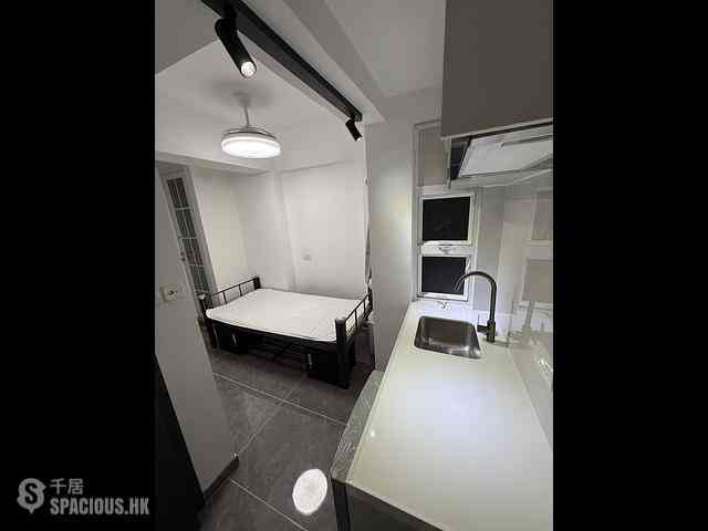 Soho - 19-21, Staunton Street 02