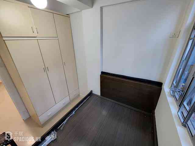 Soho - Wing Wood Lau 02