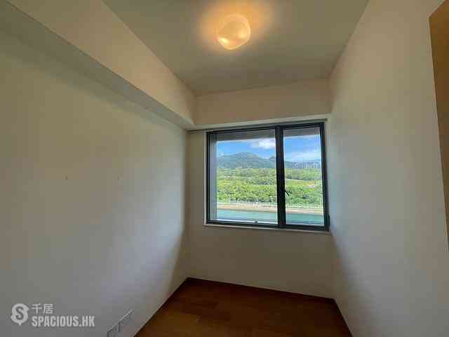 Tseung Kwan O - The Papillons Block 2 08