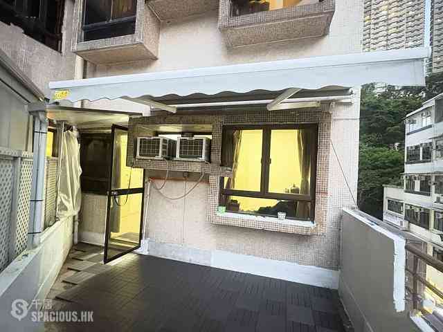Ap Lei Chau - Shun King Court 01