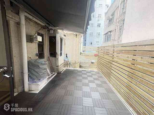 Ap Lei Chau - Shun King Court 03