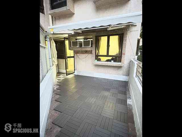 Ap Lei Chau - Shun King Court 05