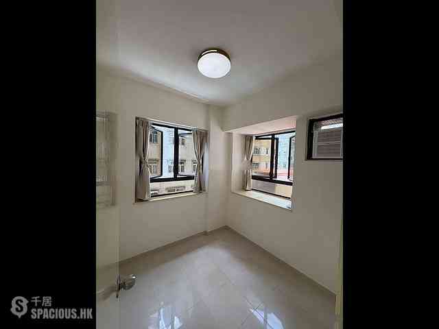 Ap Lei Chau - Shun King Court 12