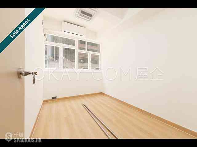 Wan Chai - Luen Wo Building 04