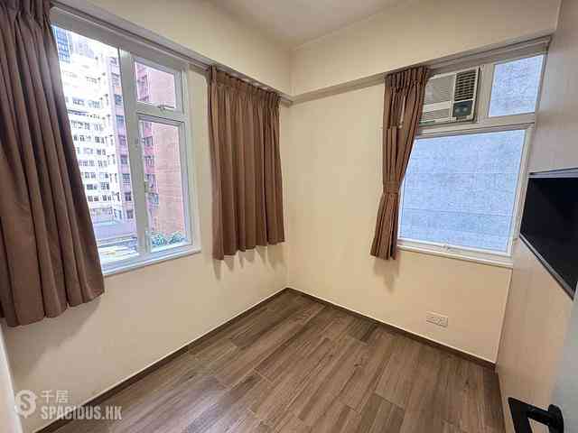 Wan Chai - Jet Foil Mansion 04