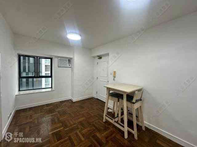 Wan Chai - Pinnacle Building 01