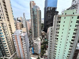 Wan Chai - The Avenue Phase 2 Block 2 11