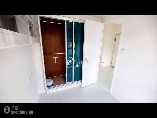 North Point - Bo Shing Court 06