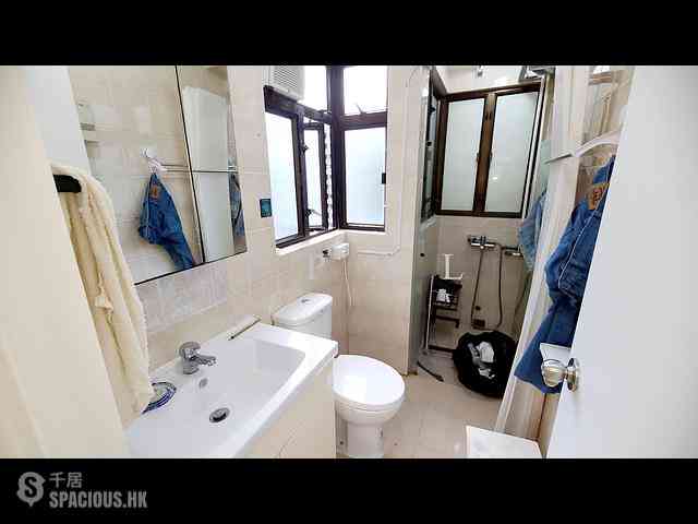 North Point - Bo Shing Court 07