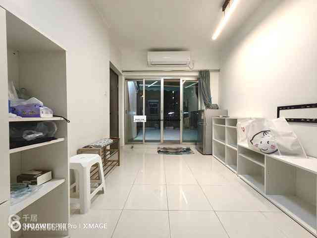 Wan Chai - Hang Tat Mansion 04