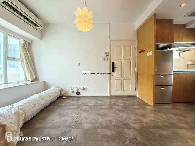 Shek Tong Tsui - Fortune Villa 02