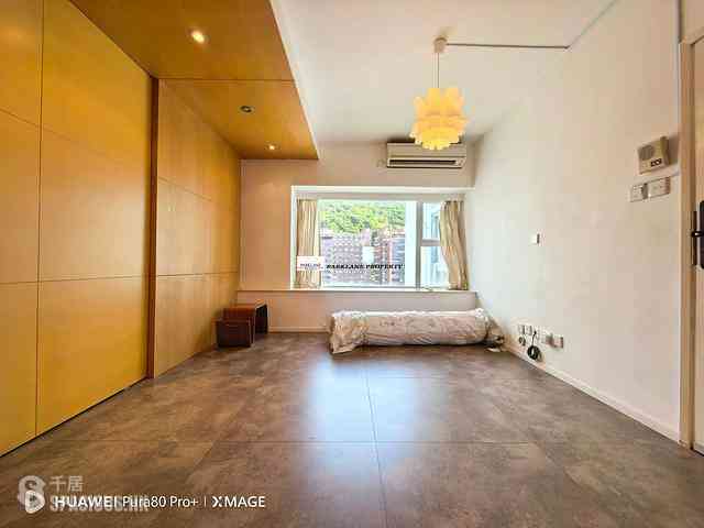 Shek Tong Tsui - Fortune Villa 01