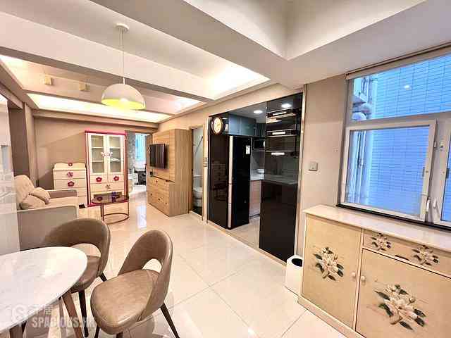 Wan Chai - Luen Wo Building 02