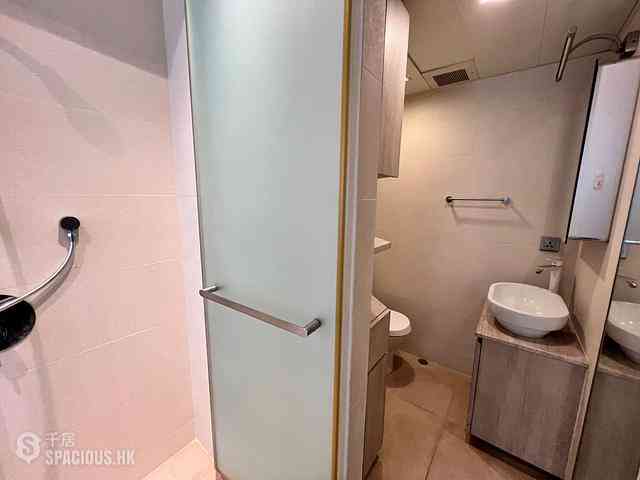 Wan Chai - Luen Wo Building 09