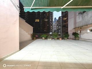 Wan Chai - Hang Tat Mansion 03