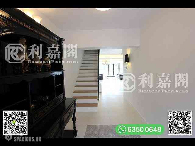 Hang Hau - Junk Bay Villas 02