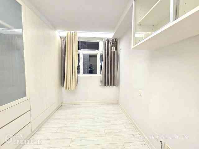 Causeway Bay - Tak Fai Building 07