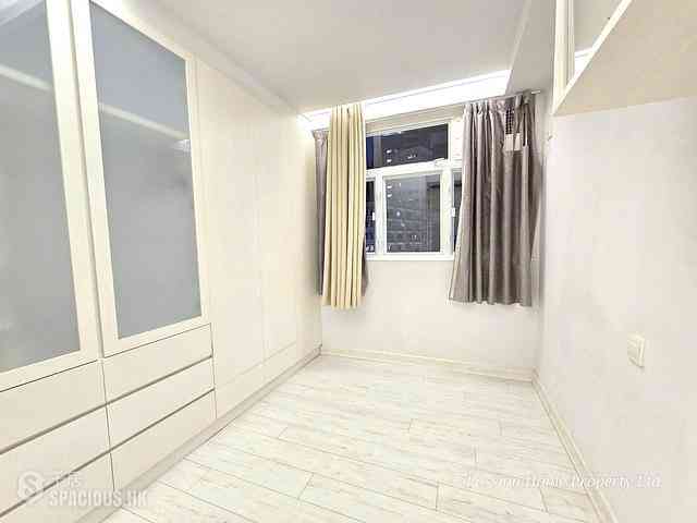 Causeway Bay - Tak Fai Building 08