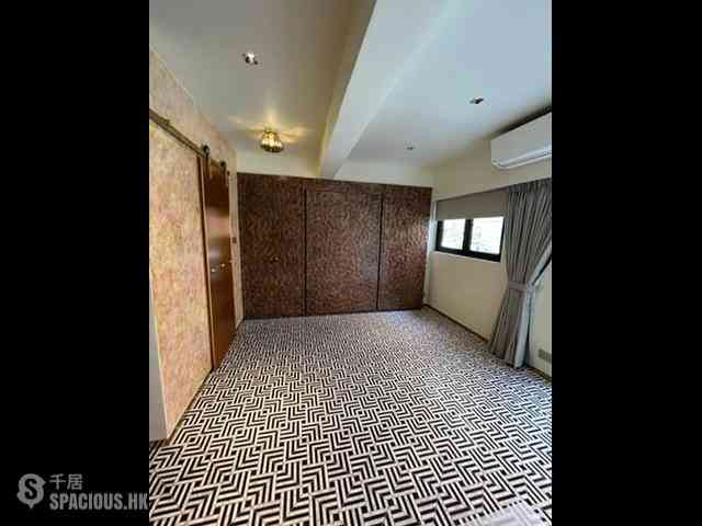 Shek Tong Tsui - Goa Building 06