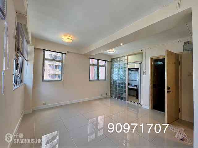 Kennedy Town - Han Yu Building 04