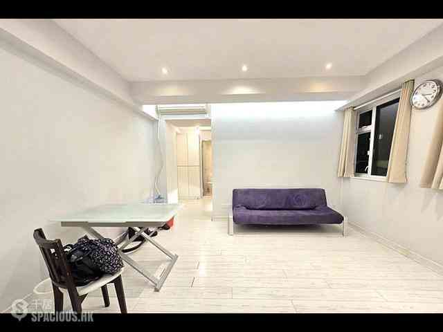 Causeway Bay - Tak Fai Building 01