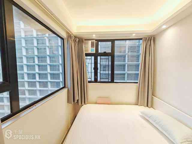 Tsim Sha Tsui - Mirador Mansion 01