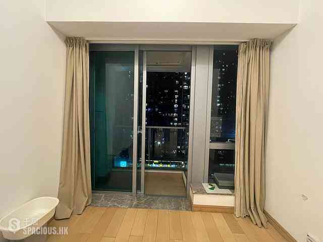 Tseung Kwan O - The Parkside Block 2A 03