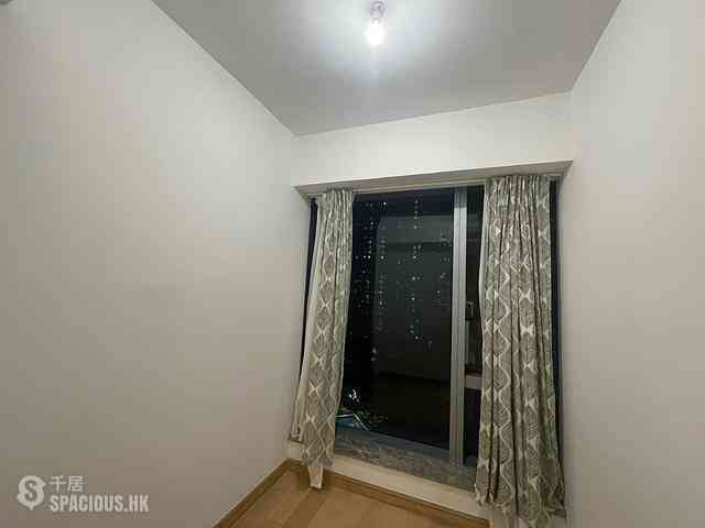 Tseung Kwan O - The Parkside Block 2A 08