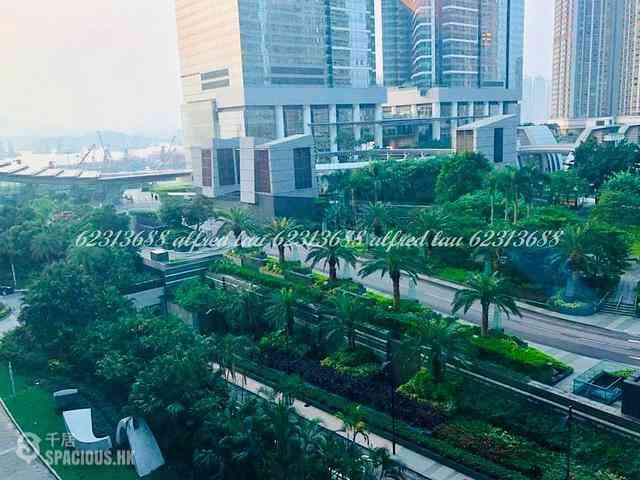 West Kowloon - The Harbourside Block 2 01