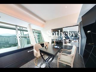 浅水湾 - The Lily 12
