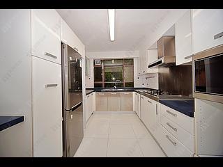 Shouson Hill - Goldson Place 02