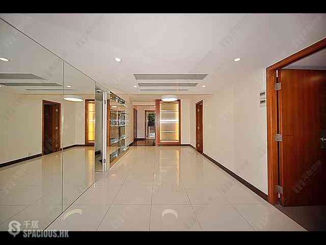 Shouson Hill - Goldson Place 04