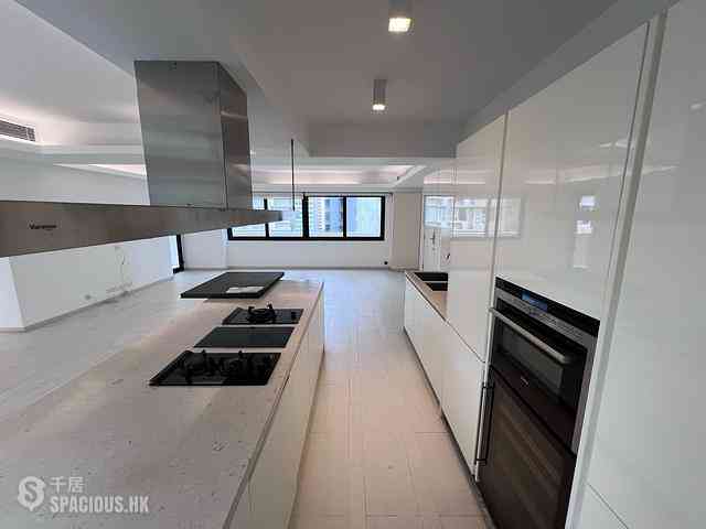 Wan Chai - Suncrest Tower 07