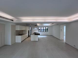 Wan Chai - Suncrest Tower 14