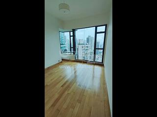 Mid Levels Central - Fairlane Tower 09