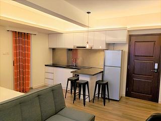 Central - 77-81, Hollywood Road 06