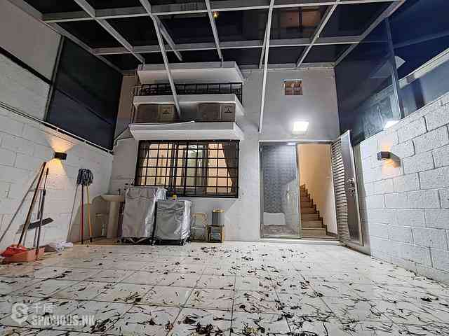 Sha Tin - Conifer Lodge 02