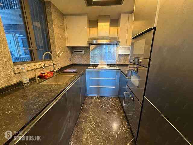 Ho Man Tin - Ultima Phase 2 Tower 5 03