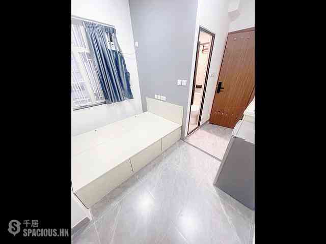 Mong Kok - 110, Portland Street 03