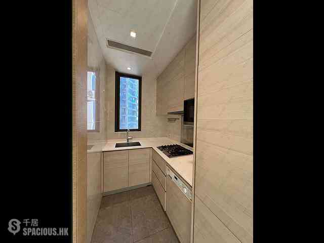 Ho Man Tin - Mantin Heights Block 3 04