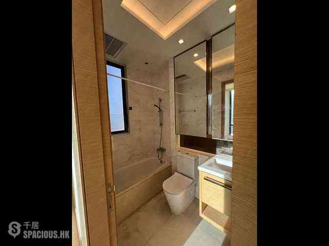 Ho Man Tin - Mantin Heights Block 3 06