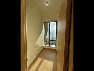 Ho Man Tin - Mantin Heights Block 3 07