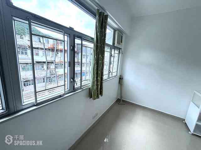 Quarry Bay - Yick Fat Building 04