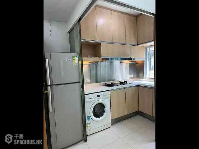 Shek Tong Tsui - Sun Shing Building 05