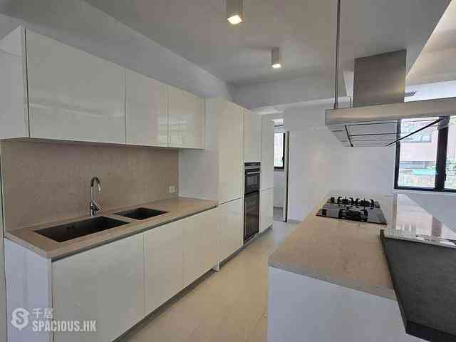 Wan Chai - Suncrest Tower 04