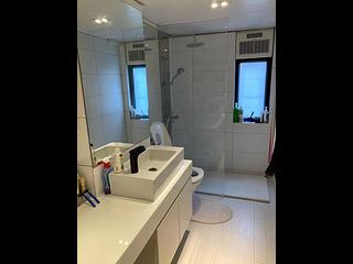 Wan Chai - Suncrest Tower 06