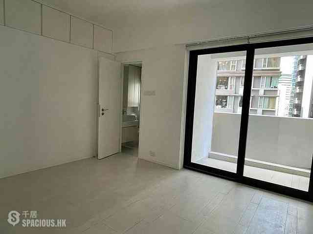Wan Chai - Suncrest Tower 07
